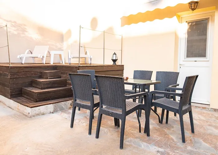 9-4 Private Holiday home *