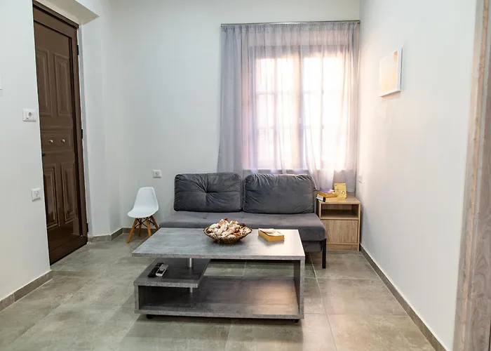 9-4 Private Holiday home